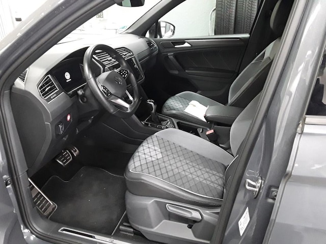 Volkswagen Tiguan 4M *BLACKSTYLE*AHK*STHZ*MATRIX*NAVI*