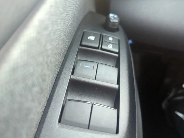 Toyota Yaris Hatchback Team D