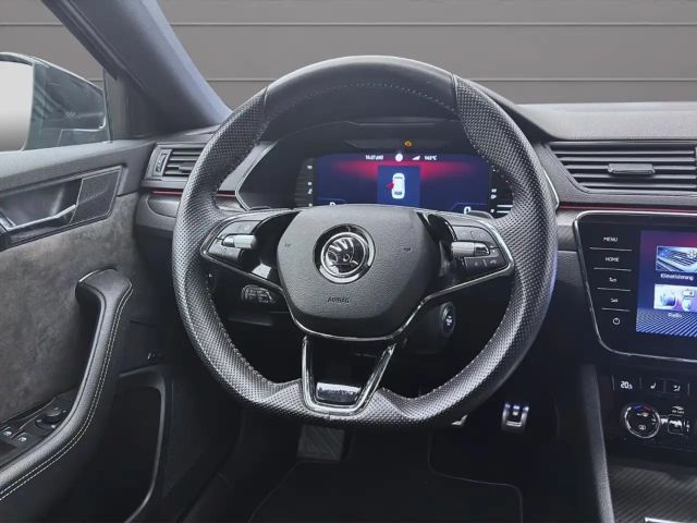 Skoda Superb 2.0 TDI Combi Sportline