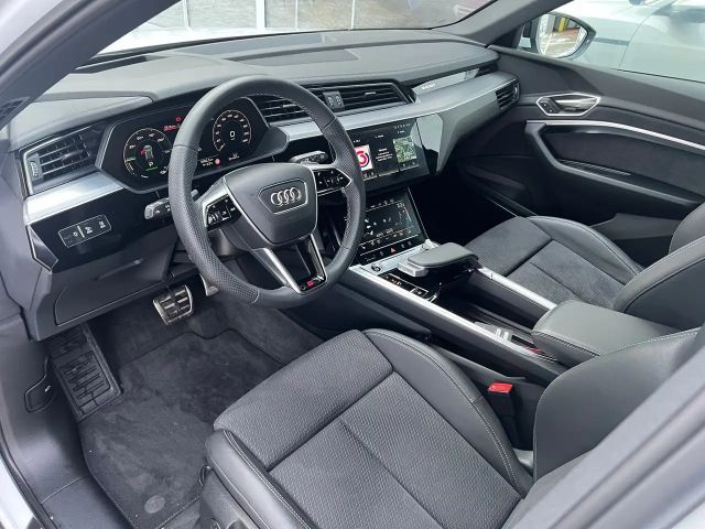 Audi Q8 e-tron 55 Business Quattro