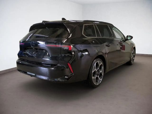 Opel Astra Sports Tourer Ultimate