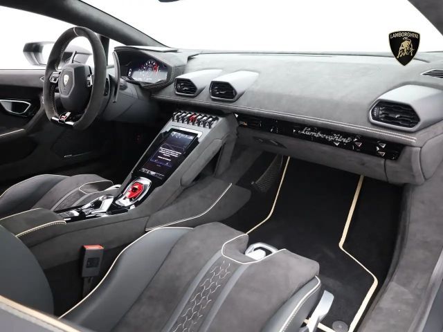 Lamborghini Huracan n Sterrato MY24 I NERO NEMESIS MATT I AD PERSONAM I