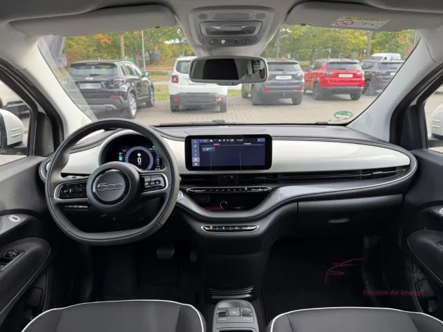 Fiat 500e +Rückfahrkam.+Klimaaut.+Sitzheizung Digitales Cock