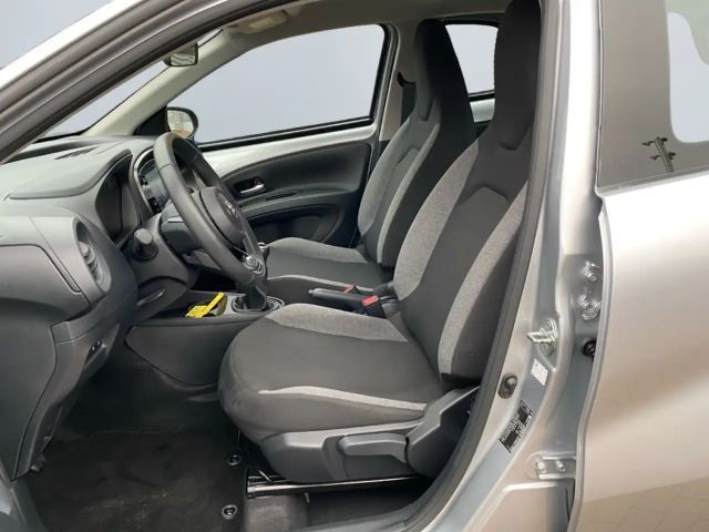 Toyota Aygo X Hatchback Play X-play