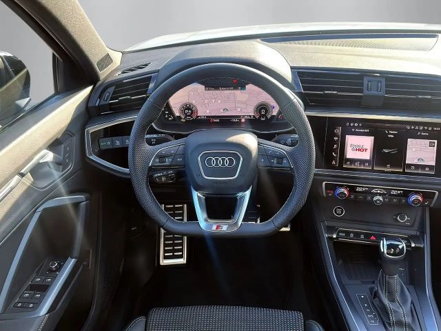 Audi Q3 35 TFSI S-Line