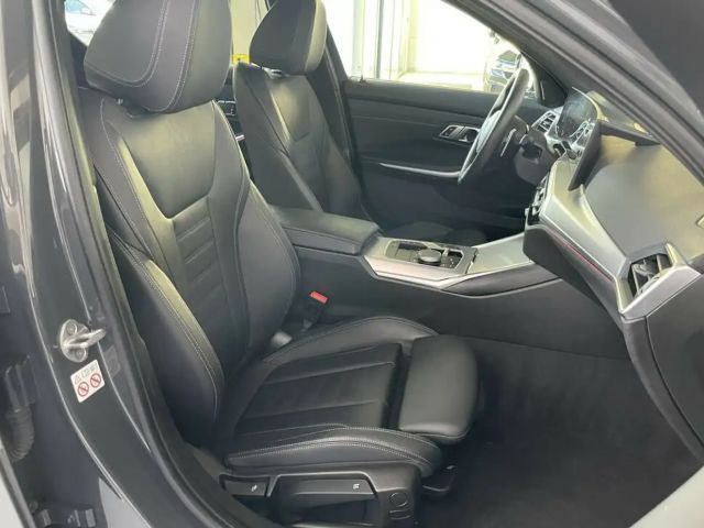 BMW 320 320d Sedan xDrive