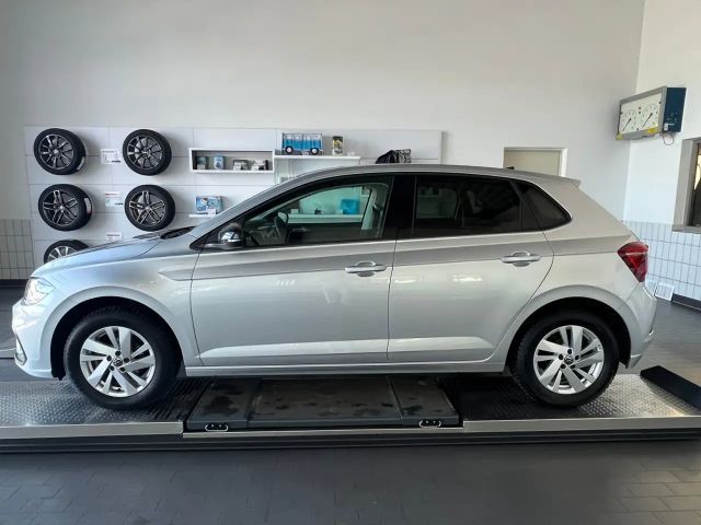 Volkswagen Polo 1.0 TSI IQ.Drive Style