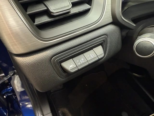 Renault Captur Intens TCe 140