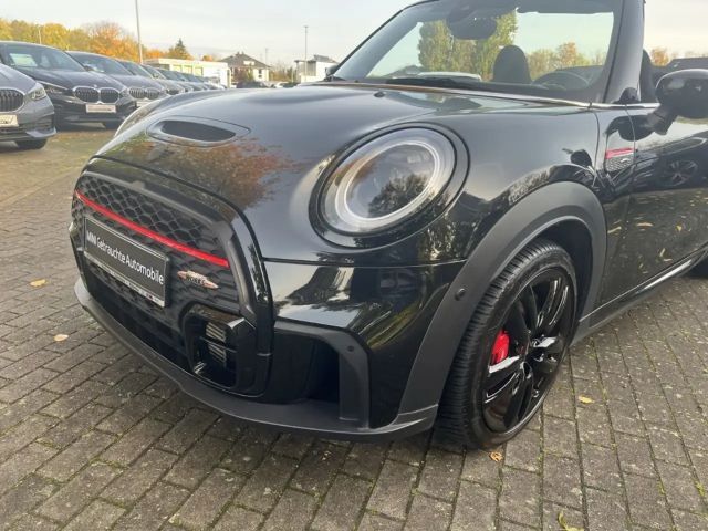 MINI John Cooper Works Cabrio JCW Trim/HUD/Navigation