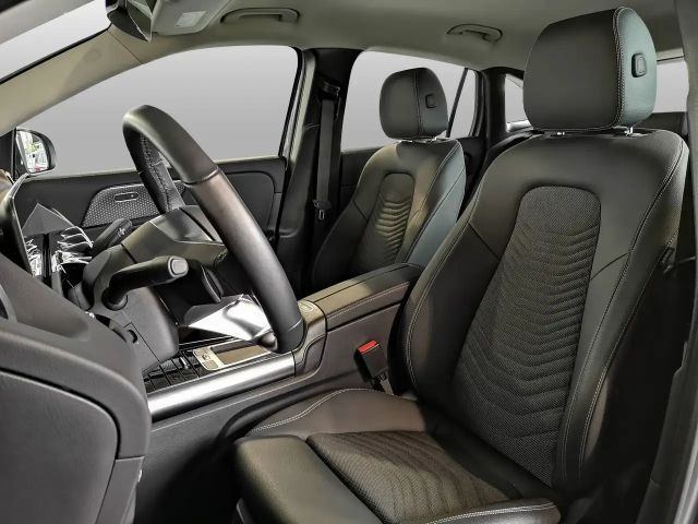 Mercedes-Benz GLA 180 Progressive