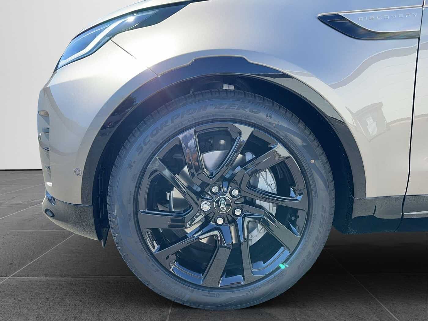 Land Rover Discovery D250 Dynamic SE