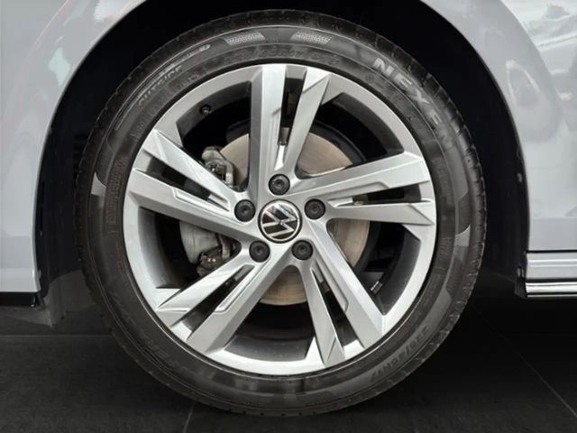 Volkswagen Golf Golf VIII R-Line Variant