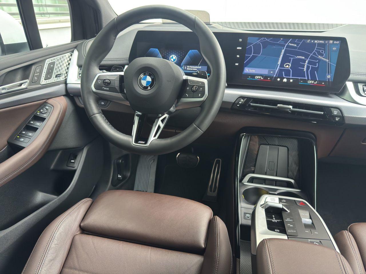 BMW 223 xDrive
