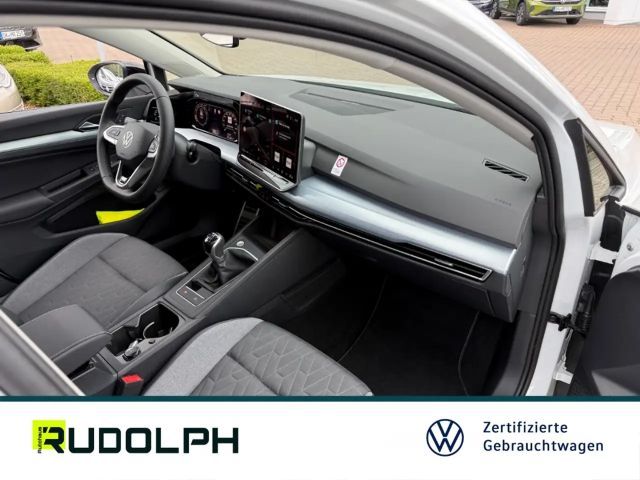 Volkswagen Golf 1.5 TSI Golf VIII