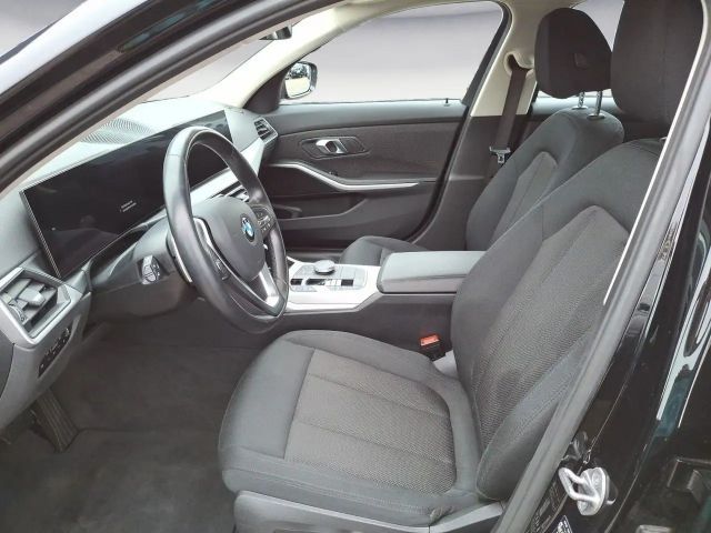 BMW 320 320i Touring