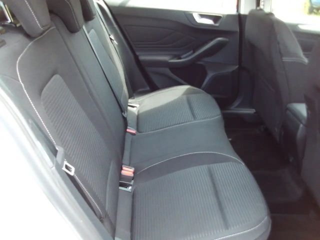 Ford Focus Titanium Wagon