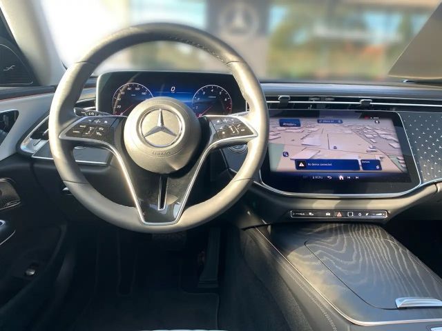 Mercedes-Benz E 200 EXCLUSIVE Estate