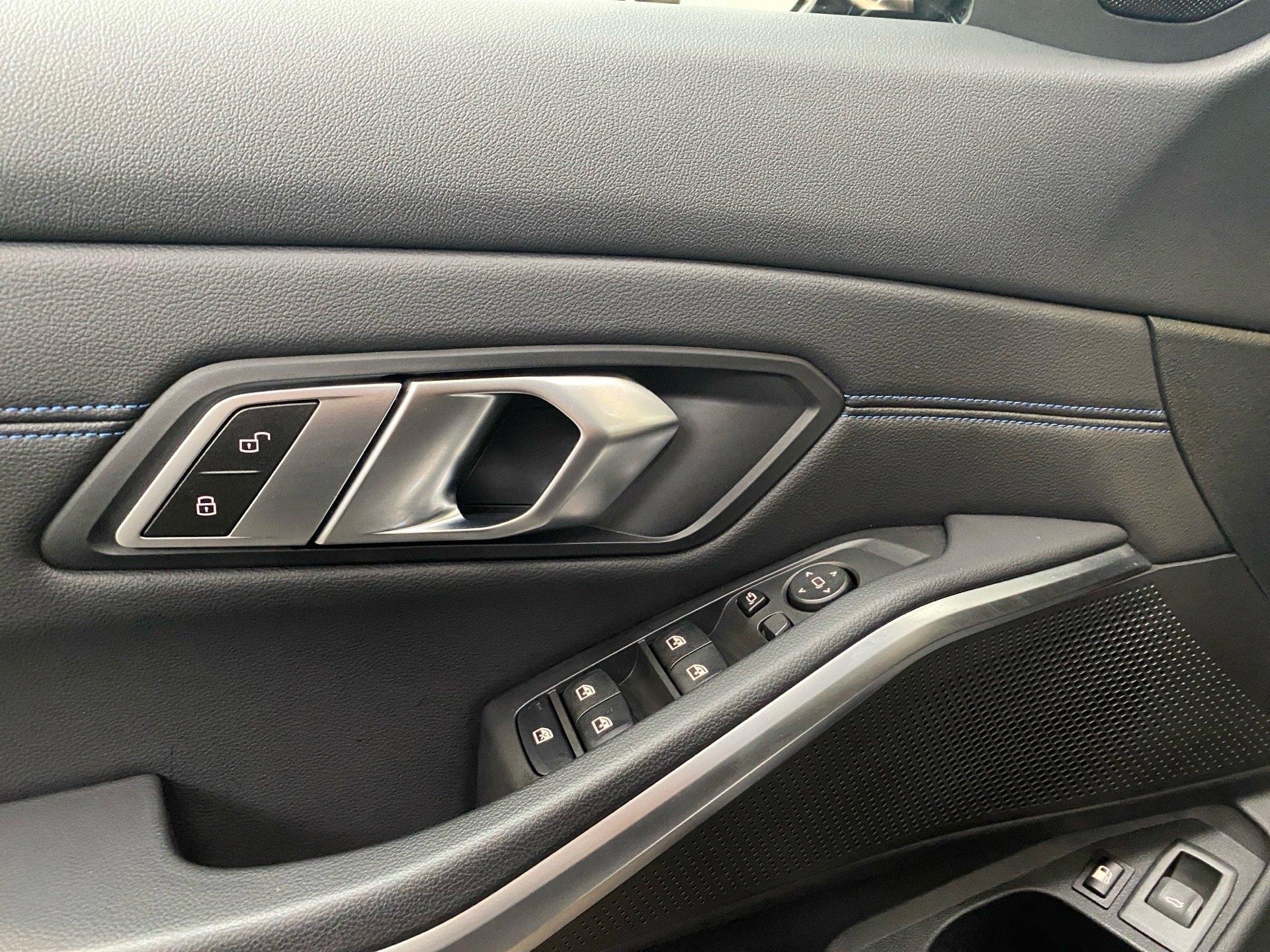 BMW 330 330e Touring xDrive