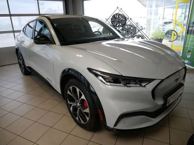 Ford Mustang Mach-E AWD