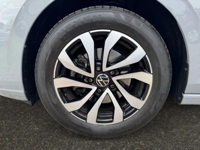 Volkswagen Golf 1.5 TSI Golf VIII