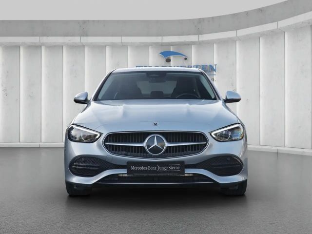 Mercedes-Benz C 180 AVANTGARDE Sedan