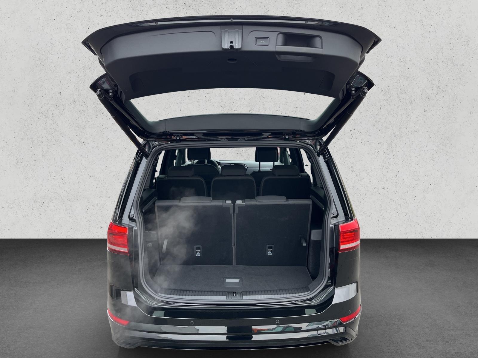 Volkswagen Touran 1.5 TSI DSG Highline R-Line