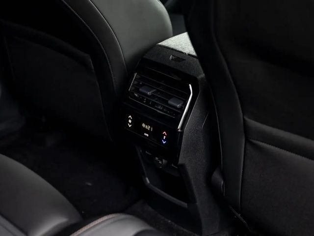 Peugeot 5008 Elektrisch 210 PK | 7-zit | Camera | Navi | Air...