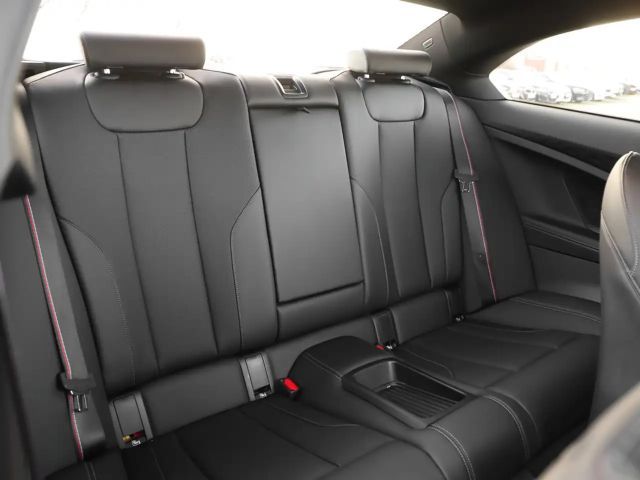 BMW 220 220i Coupé M-Sport