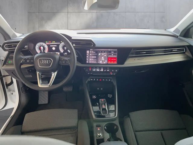 Audi A3 30 TFSI Sedan