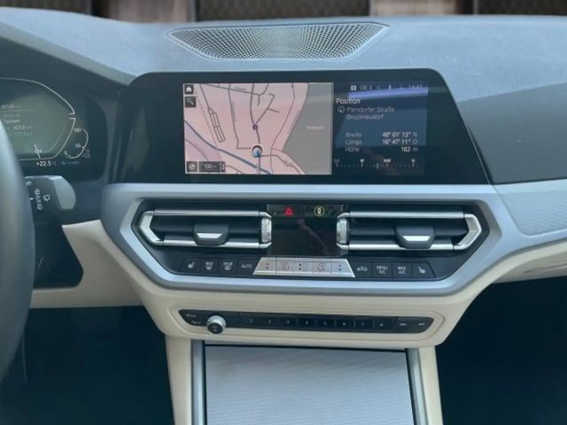 BMW 330 330e Touring xDrive