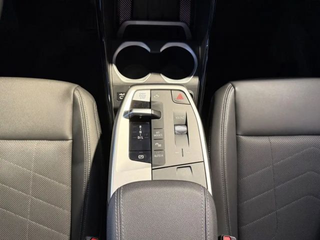 BMW X1 sDr18d Aut.U11 NAV+TEM+SITZH+KOMF+adpLED+SPUR