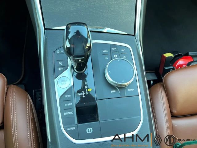 BMW 330 330e Luxury Line Touring