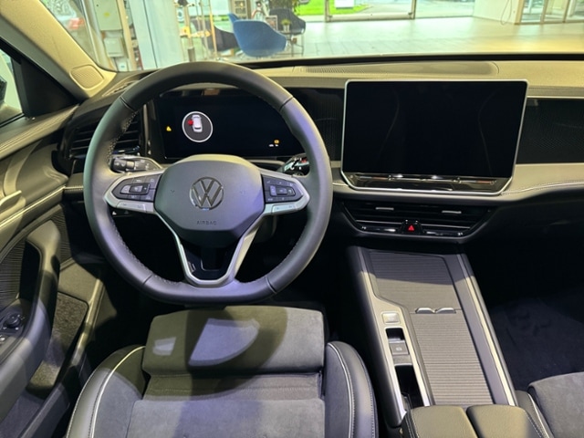 Volkswagen Passat Business IQ.Drive Variant