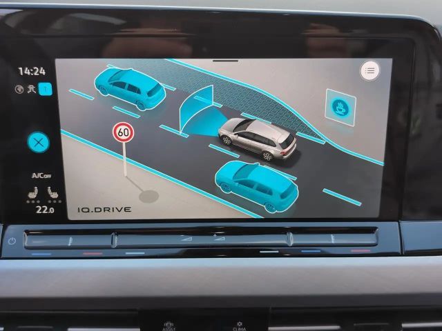 Volkswagen Golf DSG Life Variant