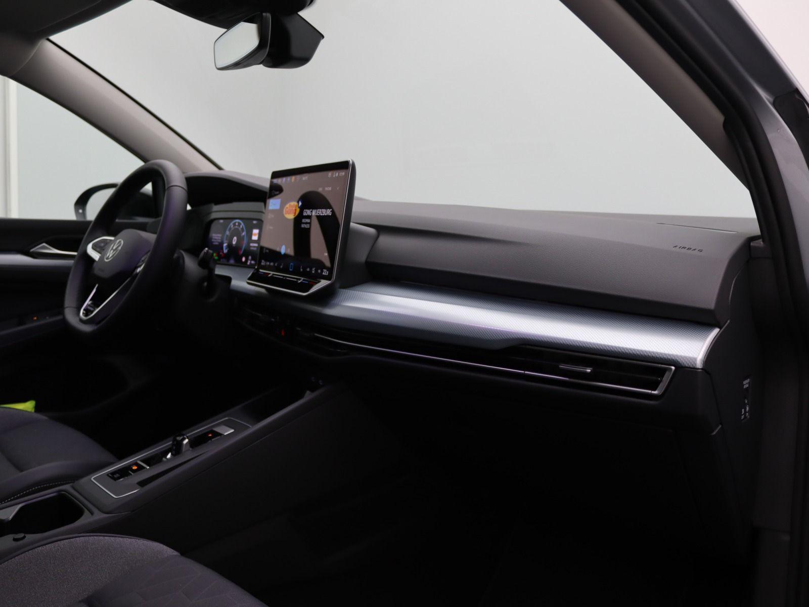 Volkswagen Golf 1.5 eTSI DSG Life