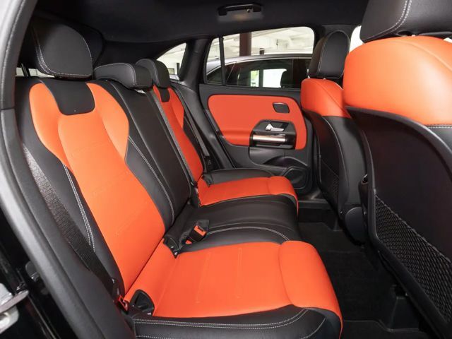 Mercedes-Benz GLA 220 4MATIC