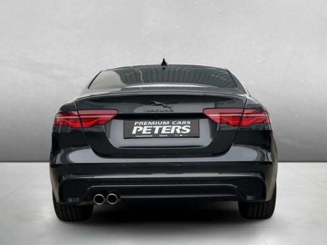 Jaguar XE D200 HSE R-Dynamic