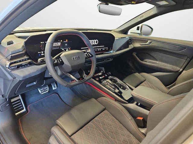 Audi A6 Avant Quattro S-Tronic