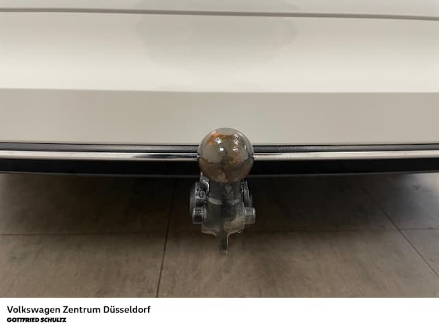 Volkswagen Golf 1.5 TSI Life Variant