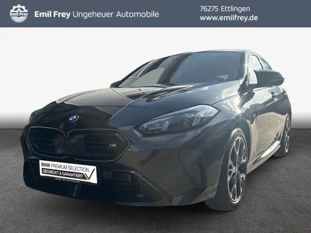 BMW M140i Sedan xDrive