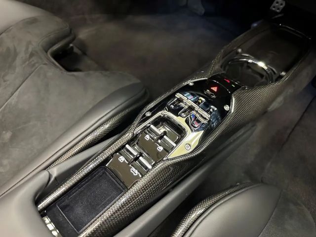 Ferrari 296 GTS Lift HiFi Karbon Racing-Seats Grigio-Opaco-Matt