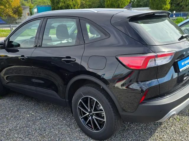 Ford Kuga Cool & Connect Hybrid