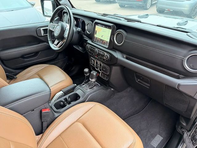 Jeep Wrangler 4xe Sahara