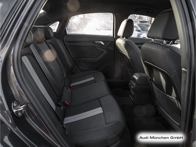 Audi A3 30 TFSI S-Tronic Sedan