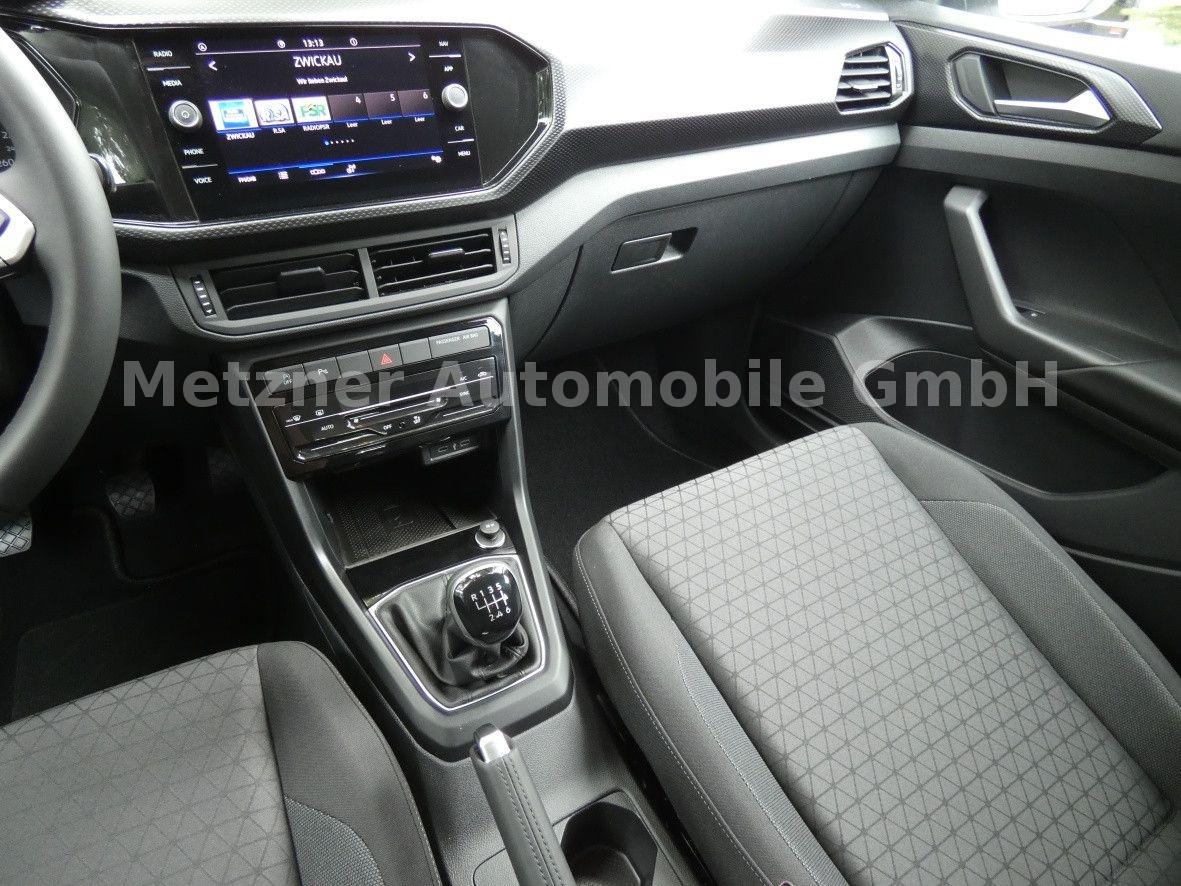 Volkswagen T-Cross Life