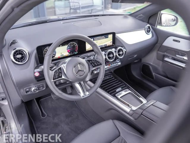 Mercedes-Benz B 200 Progressive