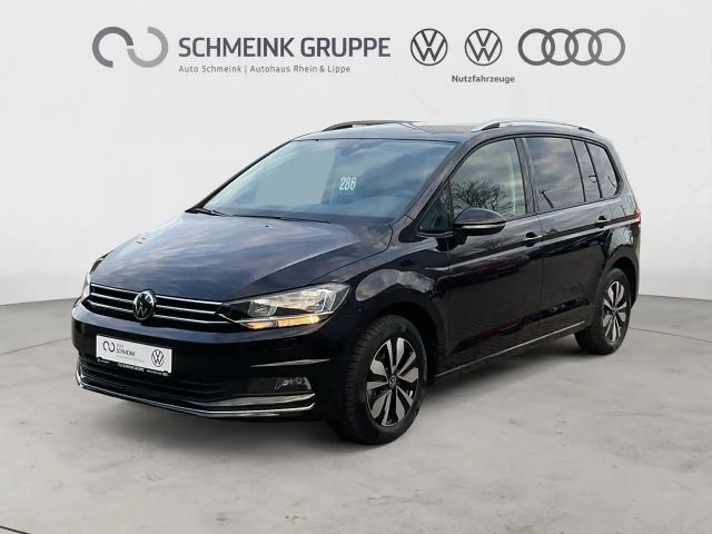 Volkswagen Touran 1.5 TSI DSG