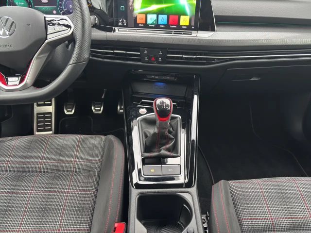 Volkswagen Golf 2.0 TSI GTI