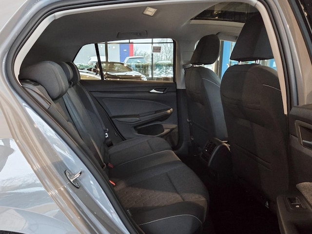 Volkswagen Golf 1.5 eTSI DSG Golf VIII Move