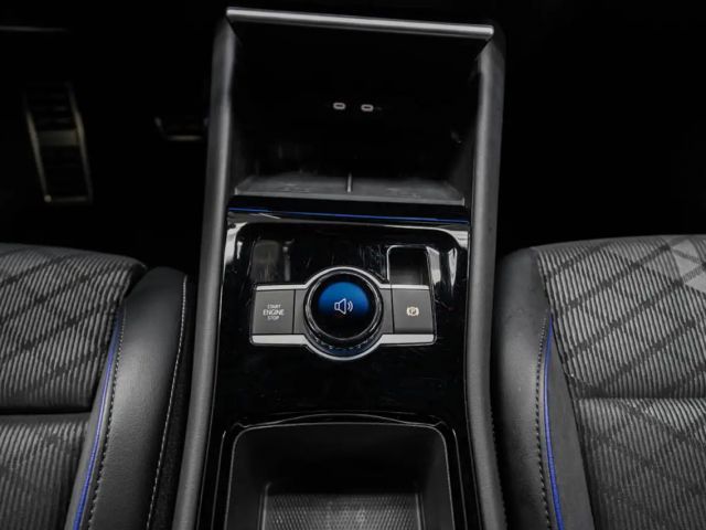 Volkswagen Tiguan 4Motion DSG R-Line